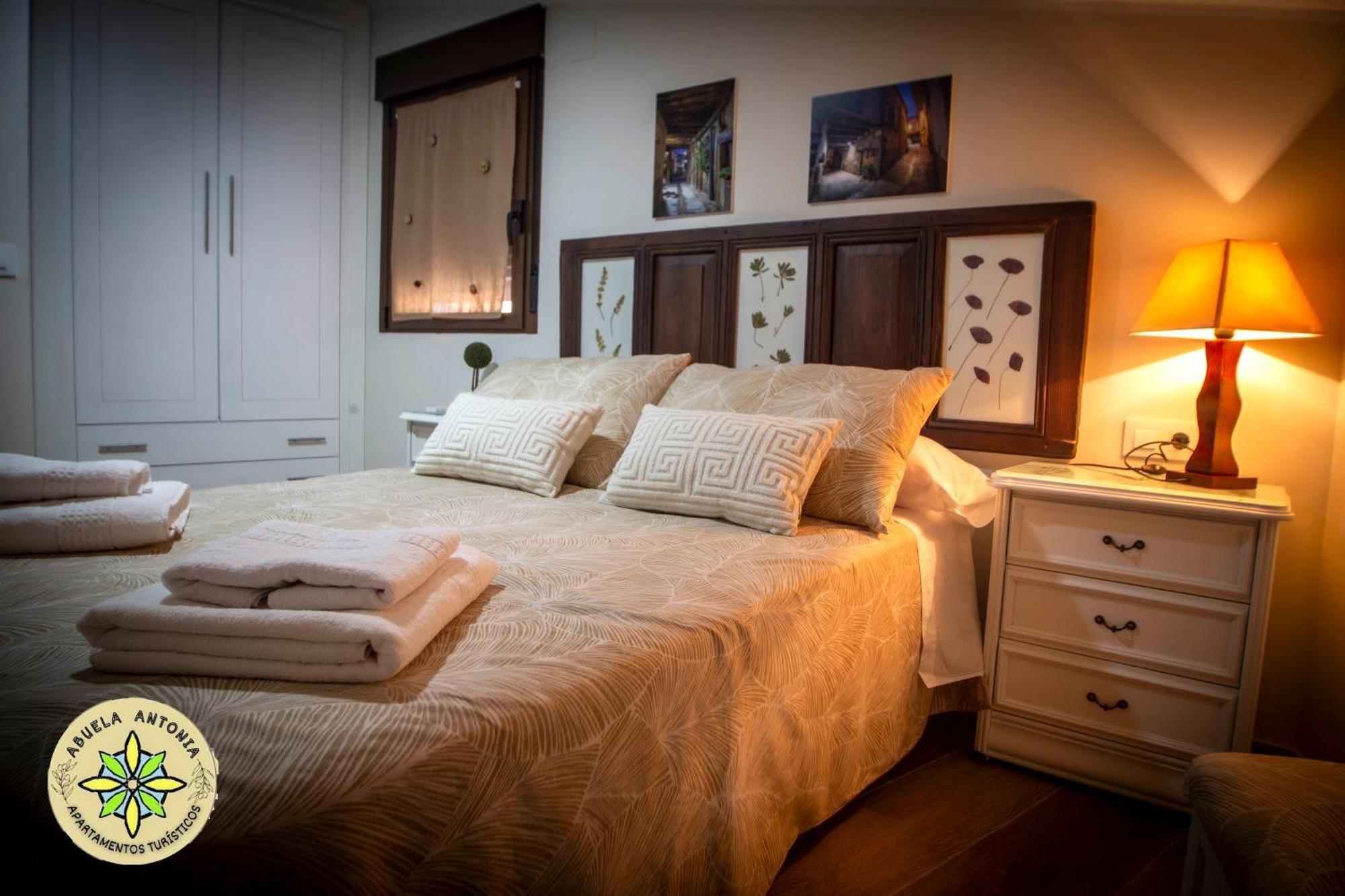 At La Abuela Antonia-El Gurugu Apartment Torre de Don Miguel ภายนอก รูปภาพ