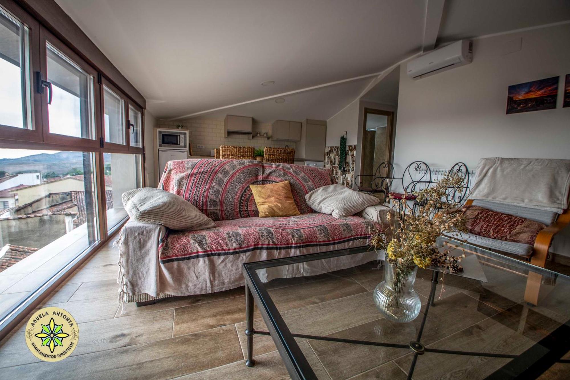 At La Abuela Antonia-El Gurugu Apartment Torre de Don Miguel ภายนอก รูปภาพ
